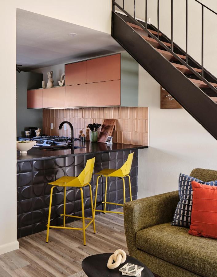 Apartamento Midcentury Couples Designer Loft - Casa Tuya Austin Exterior foto
